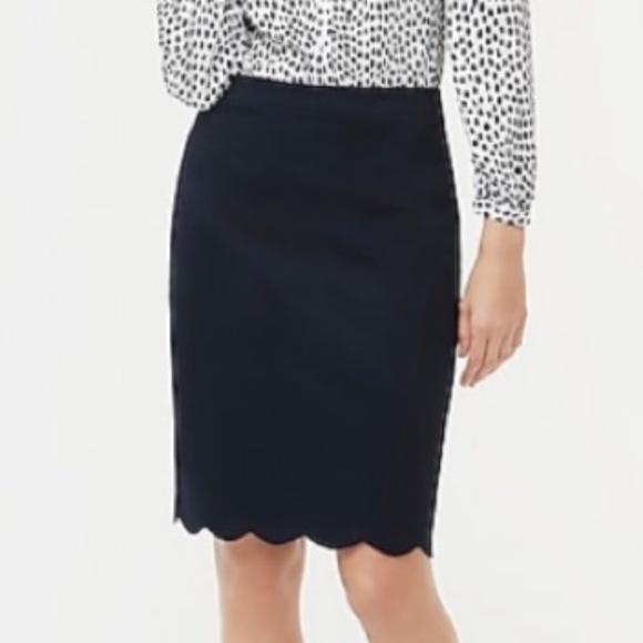 NWT J Crew Scalloped Pencil Skirt - Picture 4 of 4